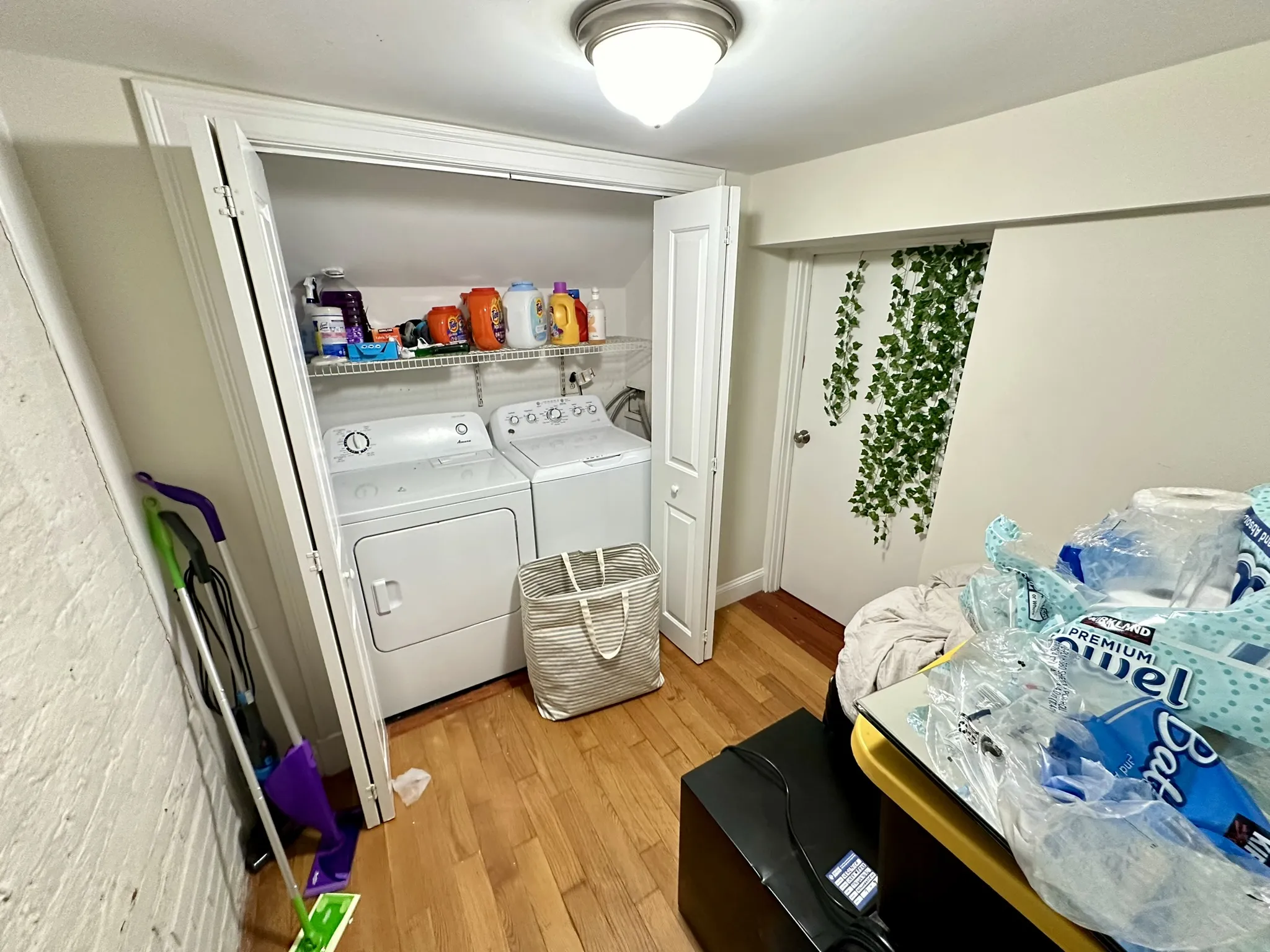 4 bed, 2 bath apartment for rent at 836 Huntington Ave Unit 1, Mission Hill — photo 18 of 32