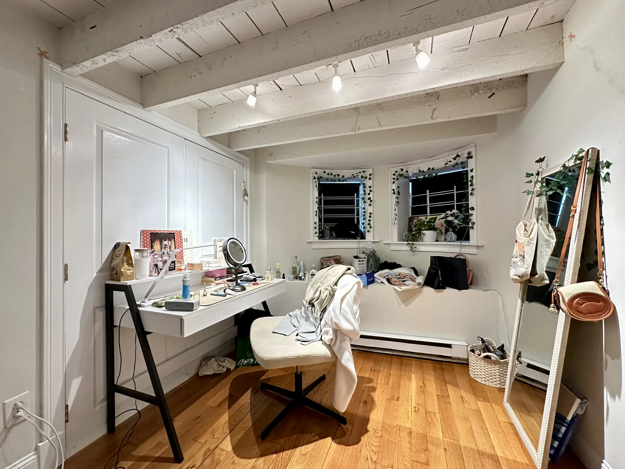 4 bed, 2 bath apartment for rent at 836 Huntington Ave Unit 1A, Mission Hill — photo 18 of 23