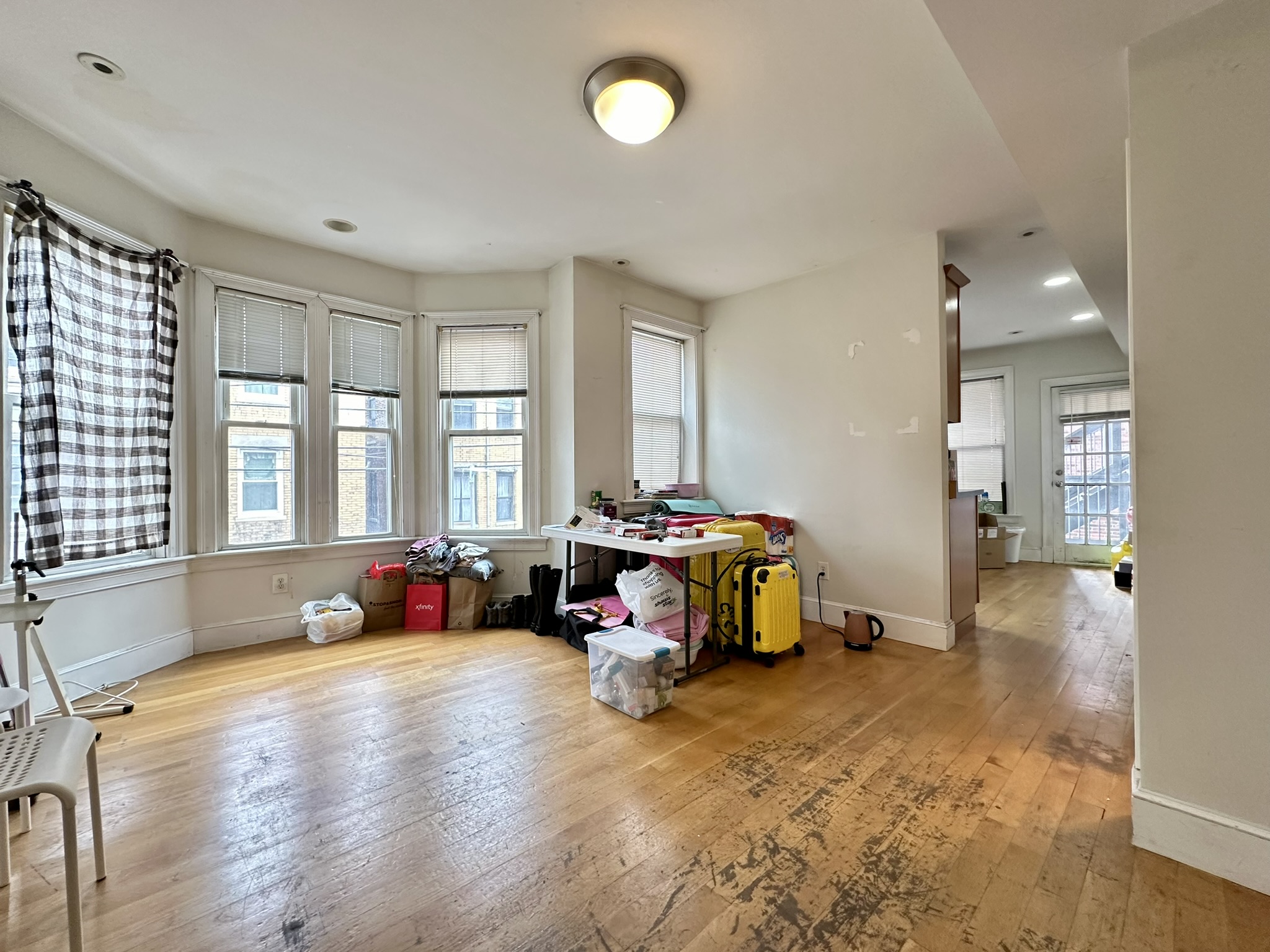 3 bed, 1 bath apartment for rent at 836 Huntington Ave Unit 2, Mission Hill