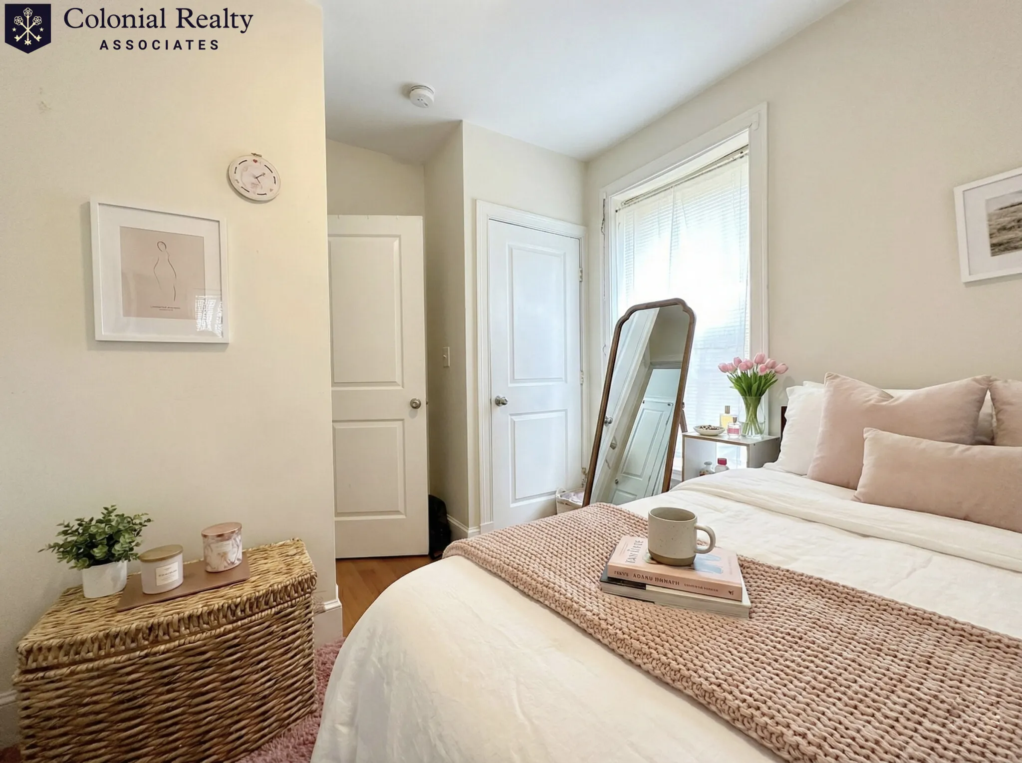 4 bed, 2 bath apartment for rent at 836 Huntington Ave Unit 2, Mission Hill — photo 3 of 16