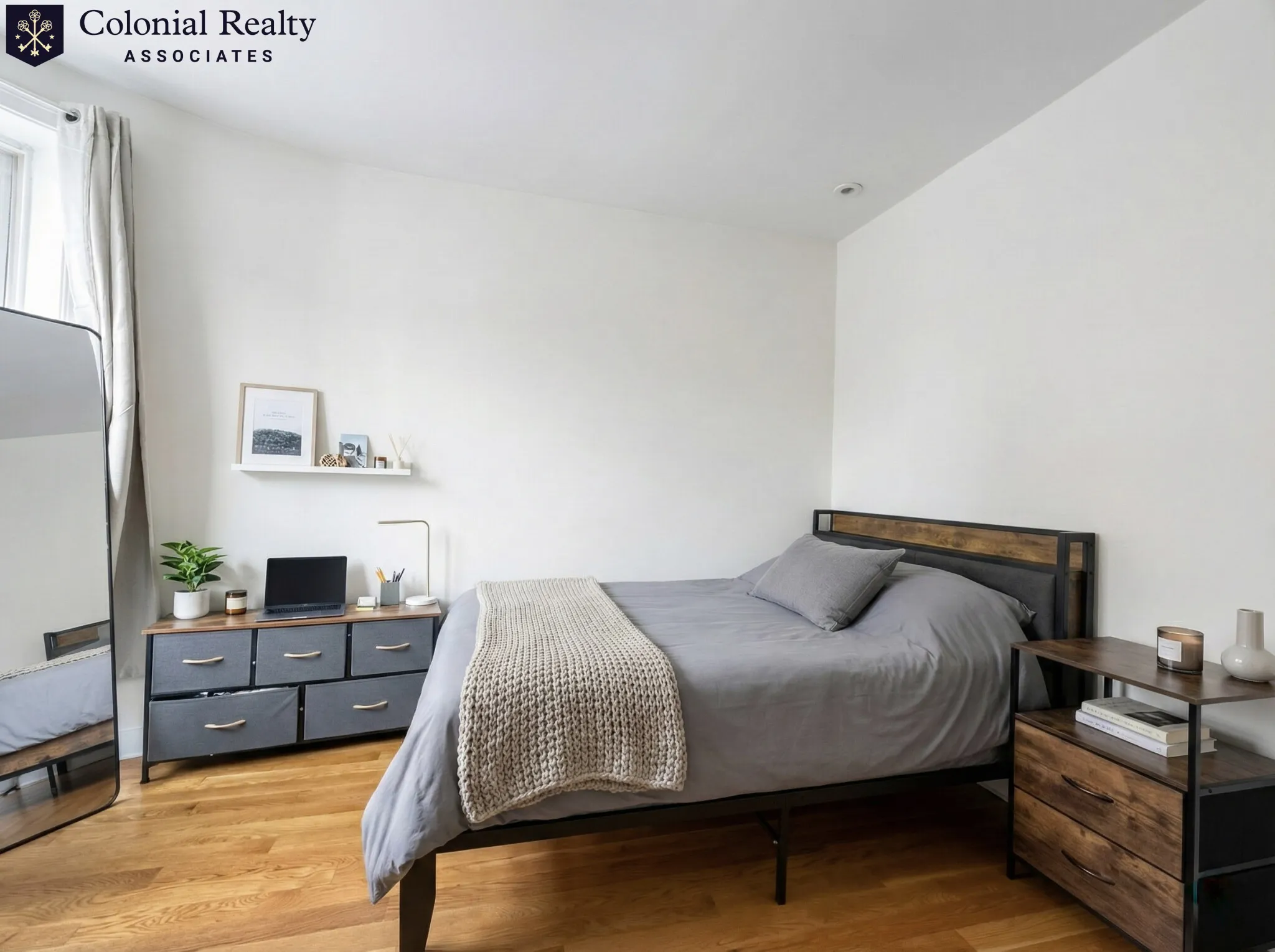 4 bed, 2 bath apartment for rent at 836 Huntington Ave Unit 2, Mission Hill — photo 4 of 16