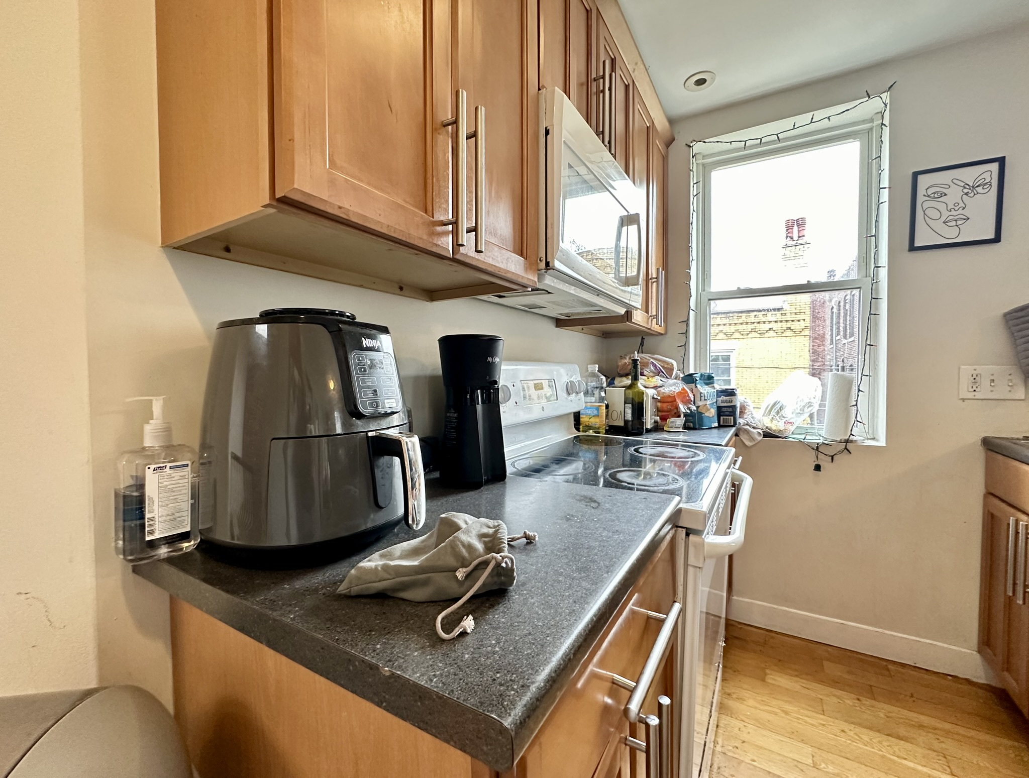 4 bed, 1 bath apartment for rent at 836 Huntington Ave Unit 4, Mission Hill — photo 17 of 24