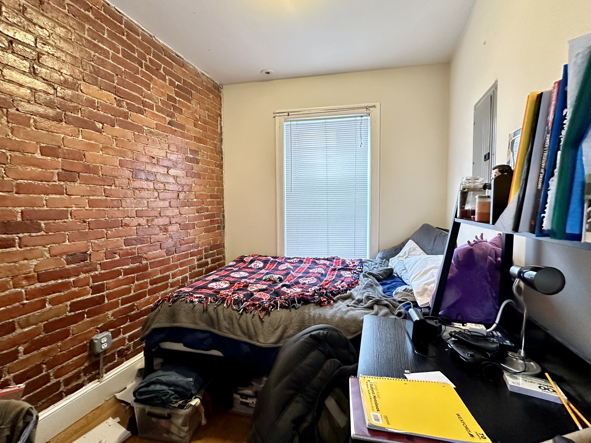 4 bed, 1 bath apartment for rent at 836 Huntington Ave Unit 4, Mission Hill — photo 6 of 24