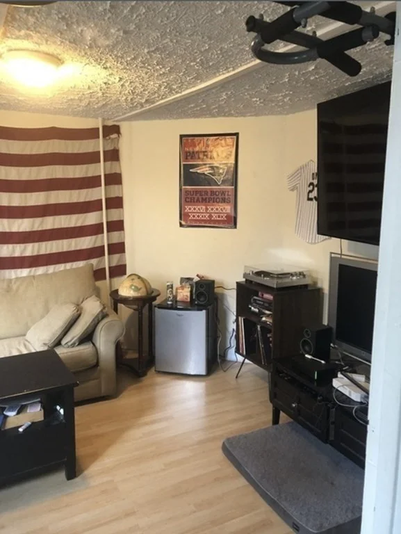 4 bed, 1 bath apartment for rent at 837.5 E 2nd St Unit 1, South Boston — photo 6 of 14