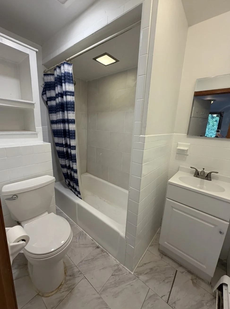 3 bed, 1 bath apartment for rent at 837.5 E 2nd St Unit 3, South Boston — photo 5 of 5
