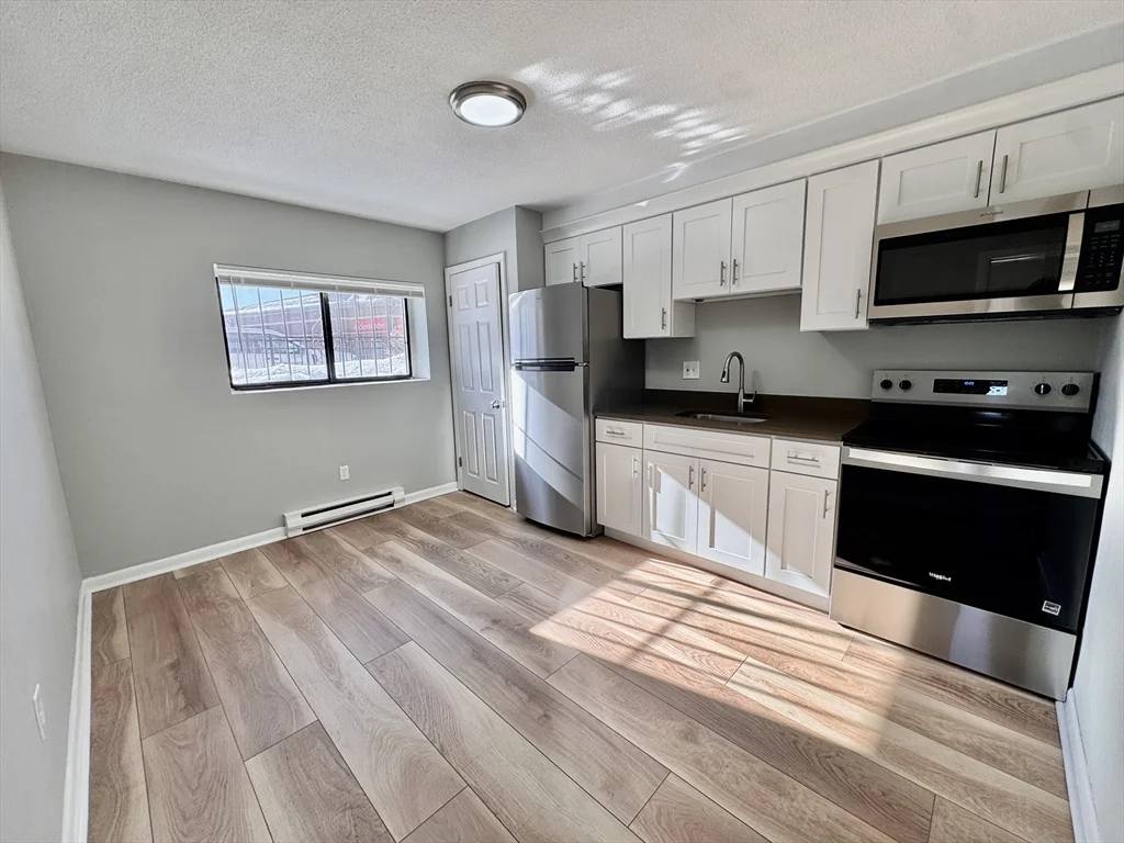 1 bed, 1 bath apartment for rent at 837 River St Unit 1, Hyde Park