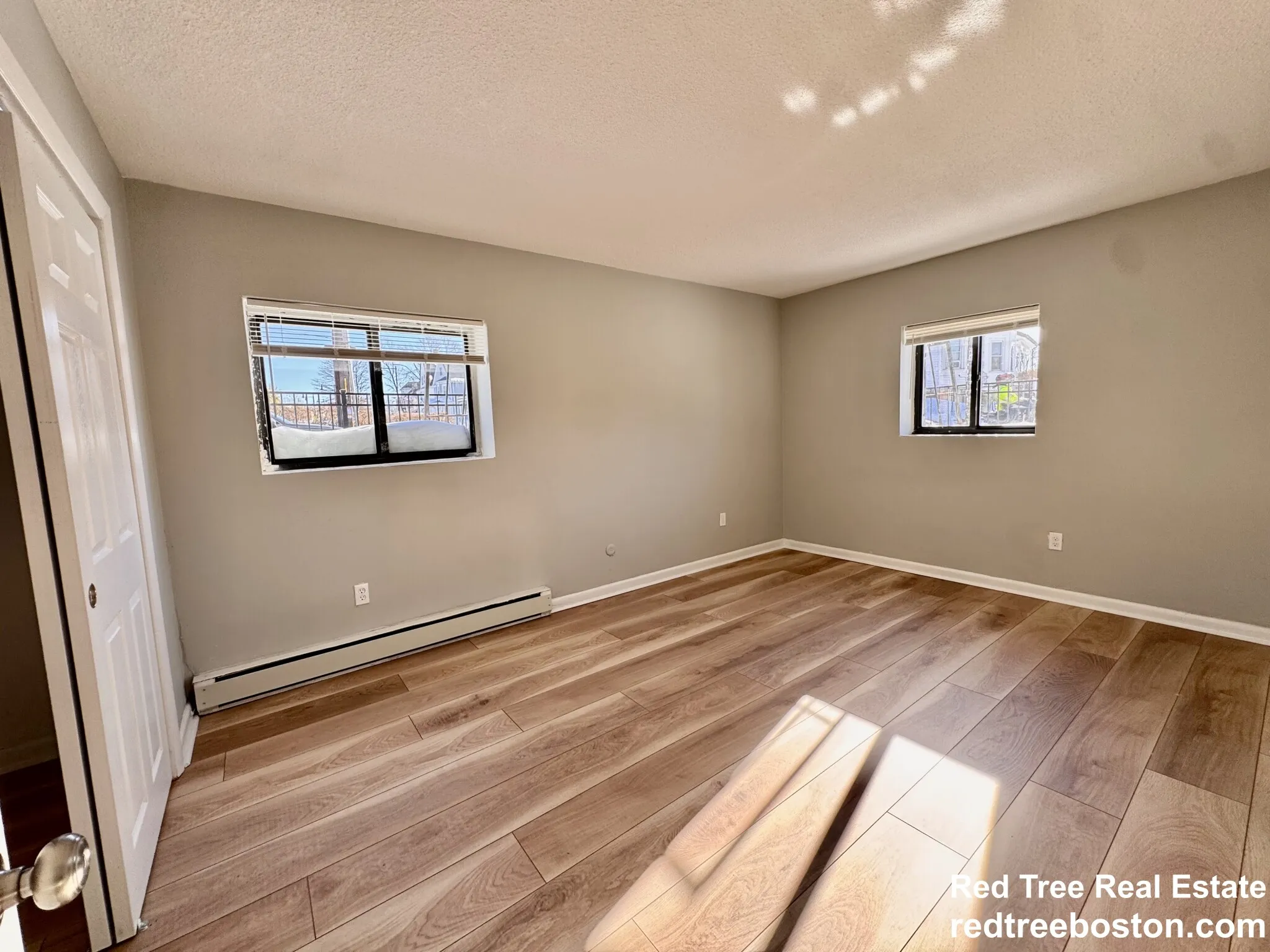 1 bed, 1 bath apartment for rent at 837 River St Unit 1., Hyde Park — photo 5 of 8