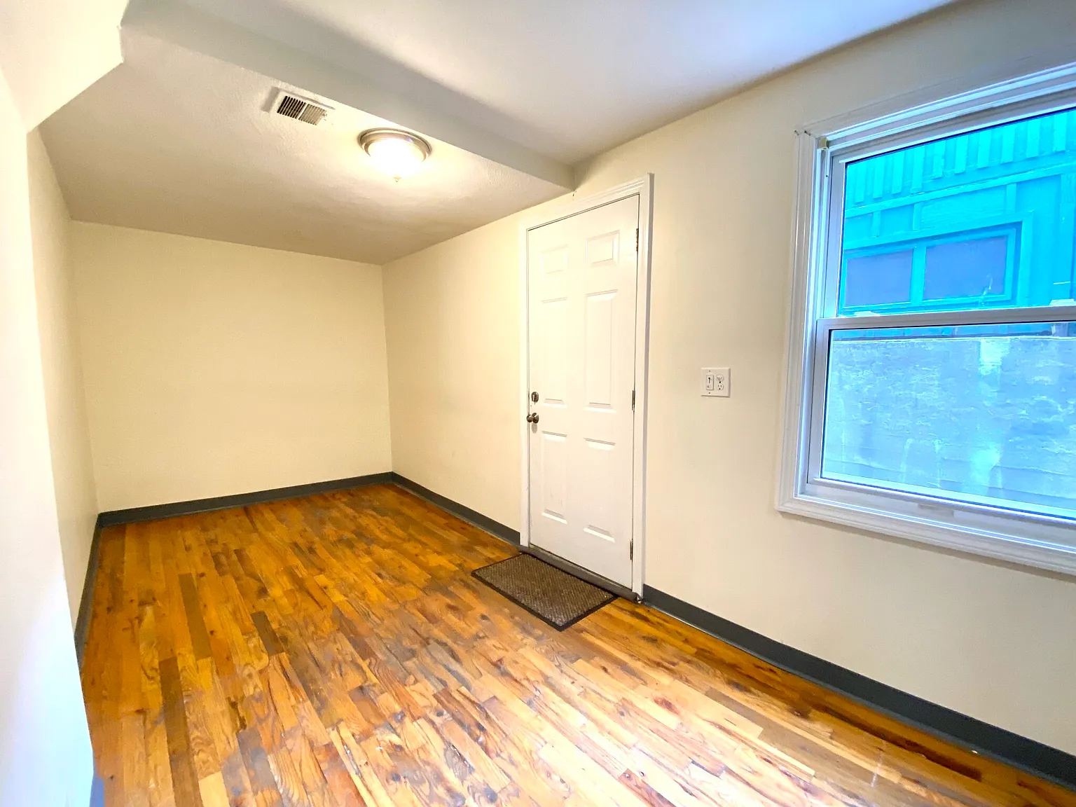 2 bed, 1 bath apartment for rent at 838 Huntington Ave Unit 1, Mission Hill — photo 4 of 11