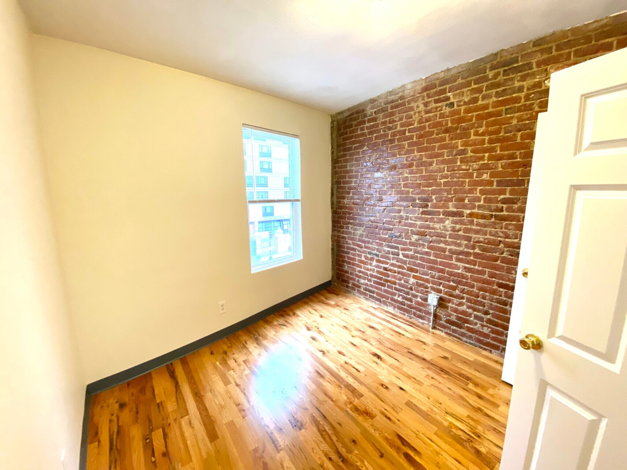 3 bed, 1 bath apartment for rent at 838 Huntington Ave Unit 2, Mission Hill — photo 3 of 7