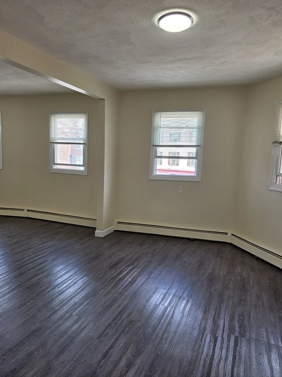 1 bed, 1 bath apartment for rent at 838 Western Ave Unit 2L, Lynn — photo 5 of 7