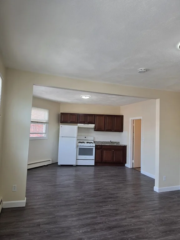 1 bed, 1 bath apartment for rent at 838 Western Ave Unit 2L, Lynn — photo 2 of 7