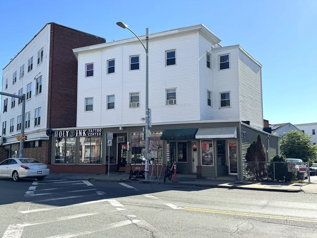1 bed, 1 bath apartment for rent at 838 Western Ave Unit 2R, Lynn — photo 9 of 9