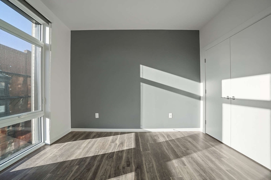 1 bed, 1 bath apartment for rent at 839 Beacon St Unit 206, Fenway — photo 9 of 10