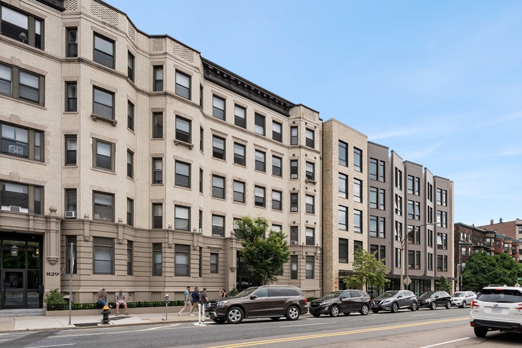 Studio bed, 1 bath apartment for rent at 839 Beacon St Unit 307, Fenway — photo 14 of 15