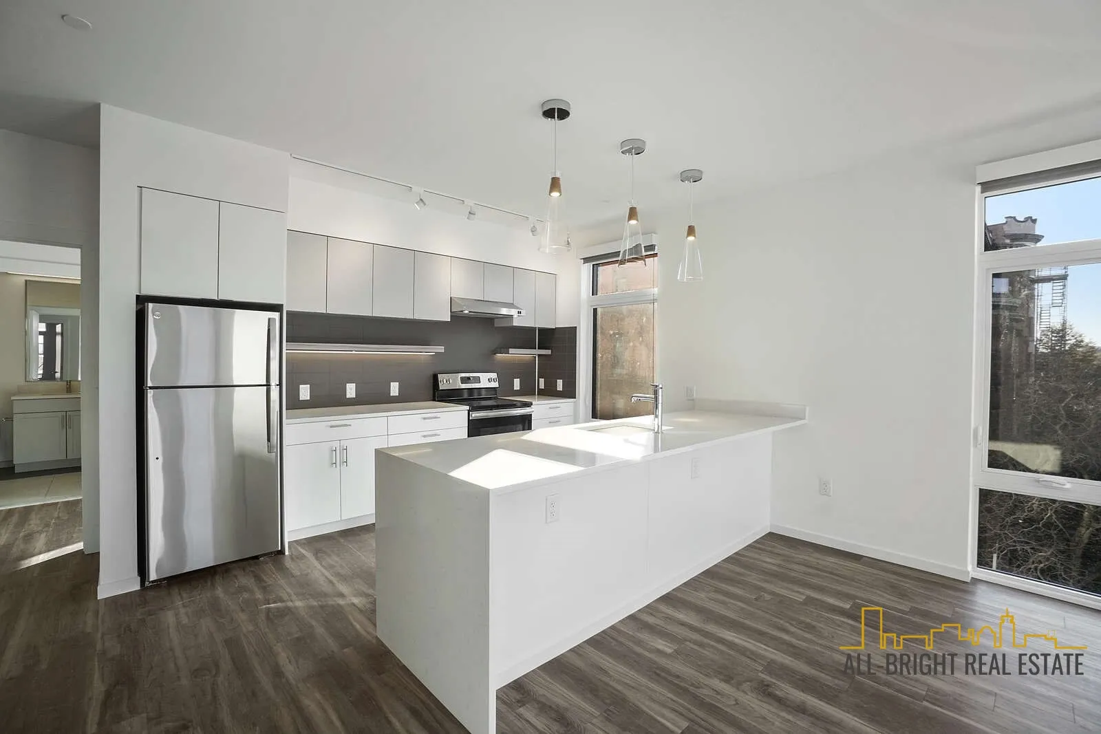 2 bed, 2 bath apartment for rent at 839 Beacon St Unit 403, Fenway — photo 4 of 18