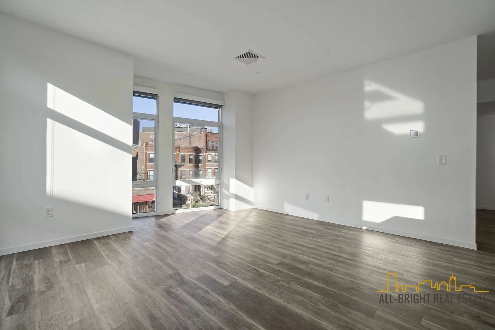 2 bed, 2 bath apartment for rent at 839 Beacon St Unit 403, Fenway — photo 3 of 18