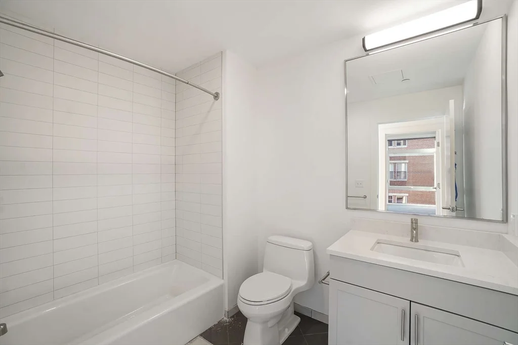3 bed, 2 bath apartment for rent at 839 Beacon St Unit 406, Fenway — photo 19 of 29