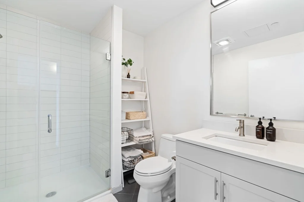 Studio bed, 1 bath apartment for rent at 839 Beacon St Unit 501, Fenway — photo 14 of 23