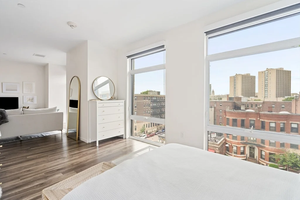 Studio bed, 1 bath apartment for rent at 839 Beacon St Unit 501, Fenway — photo 13 of 23