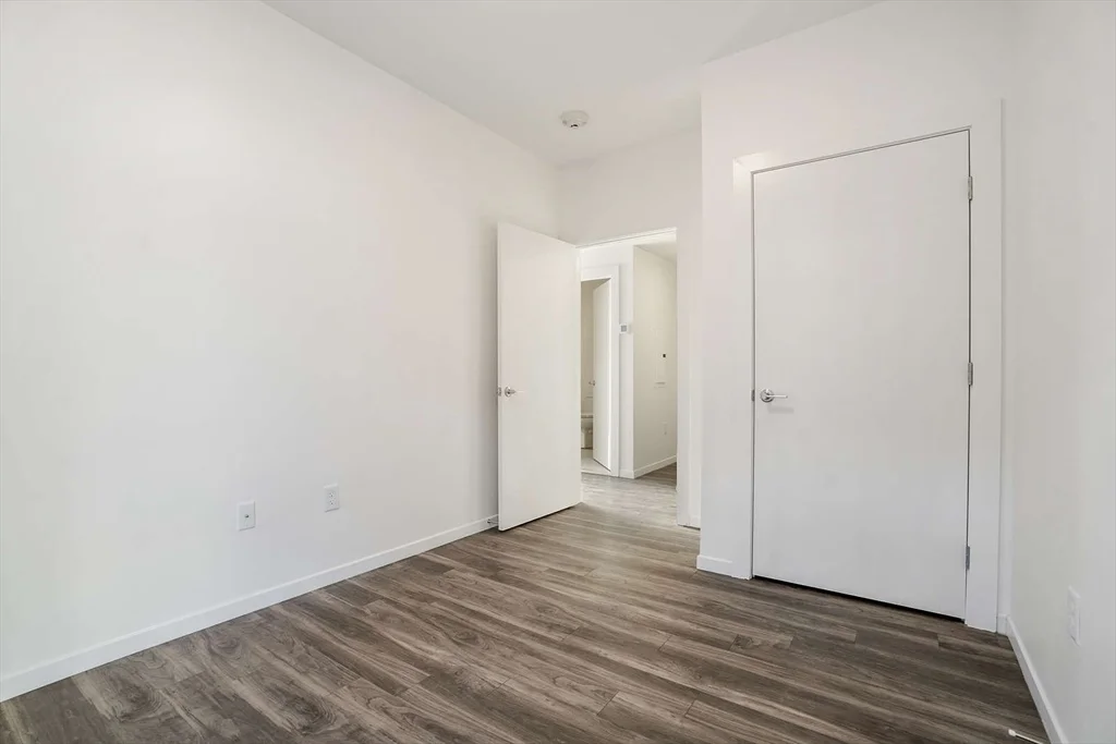3 bed, 2 bath apartment for rent at 839 Beacon St Unit 506, Fenway — photo 12 of 17