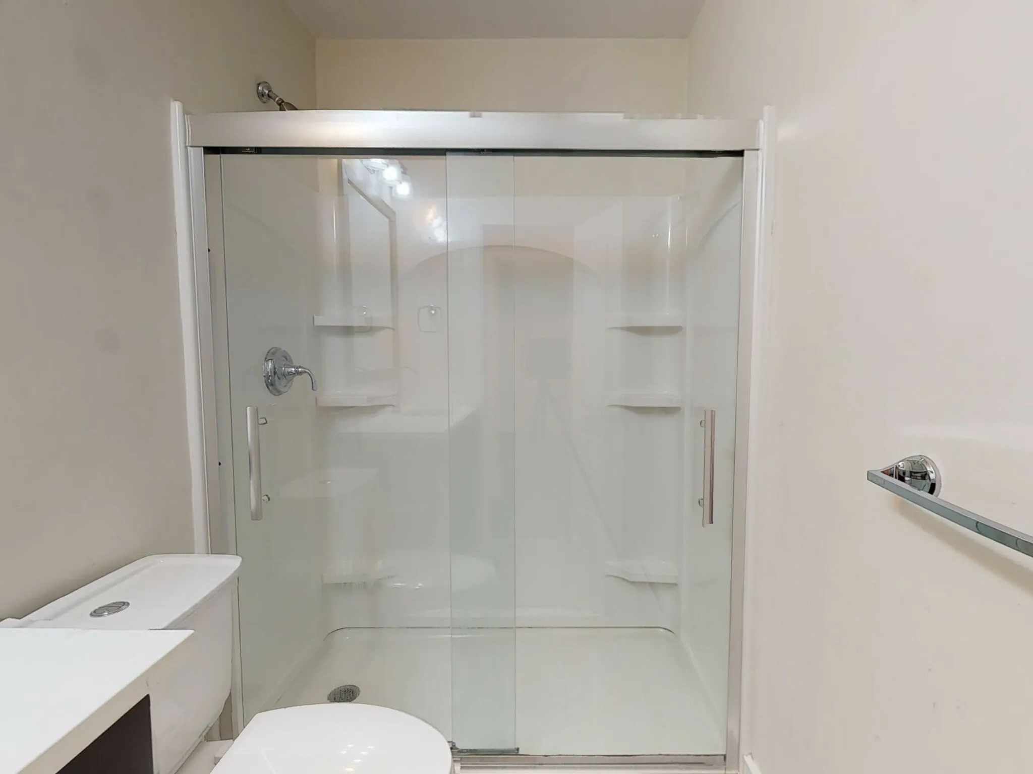5 bed, 2 bath apartment for rent at 839 Parker St Unit 2, Mission Hill — photo 10 of 21