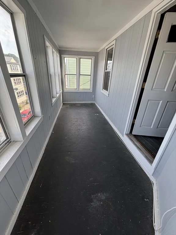 3 bed, 1 bath apartment for rent at 84 Boutwell St Unit 3F, Fall River — photo 9 of 10