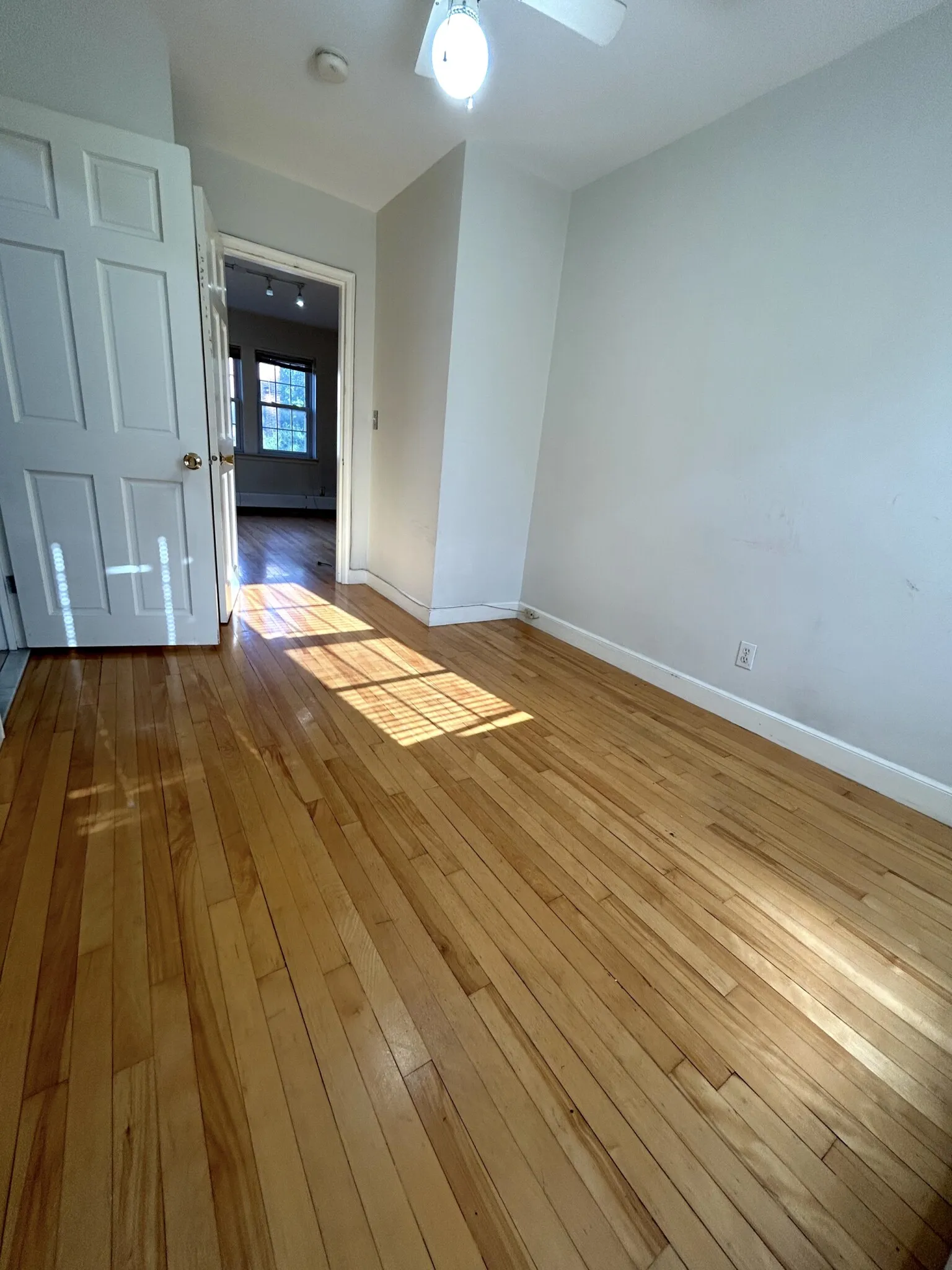 1.5 bed, 1 bath apartment for rent at 84 Boylston St Unit 2, Chestnut Hill — photo 17 of 28