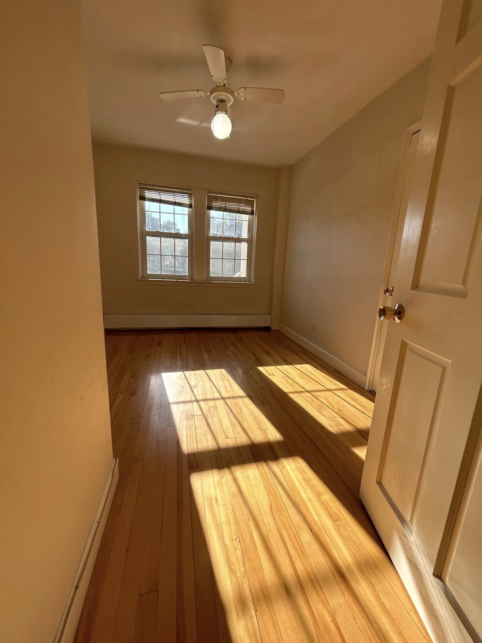 1.5 bed, 1 bath apartment for rent at 84 Boylston St Unit 2, Chestnut Hill — photo 16 of 28