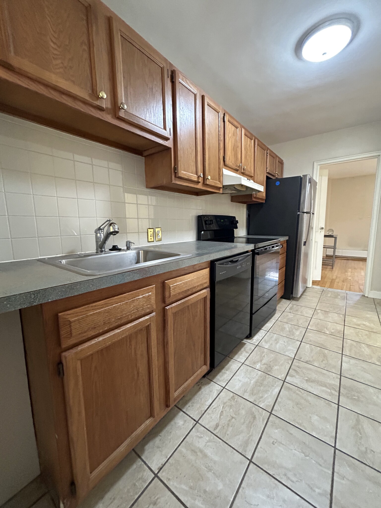 1.5 bed, 1 bath apartment for rent at 84 Boylston St Unit 3, Chestnut Hill — photo 7 of 28