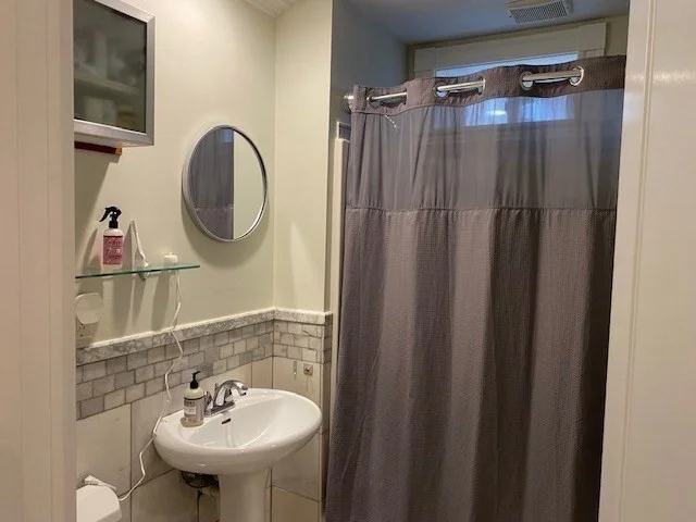 3 bed, 3 bath apartment for rent at 84 Browne Unit 1, Coolidge Corner — photo 16 of 42