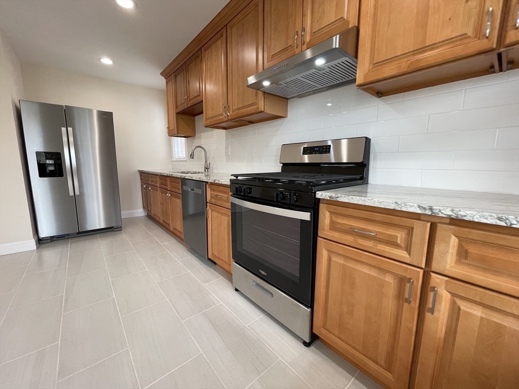 4 bed, 1 bath apartment for rent at 84 Calumet St Unit 3, Mission Hill — photo 14 of 18