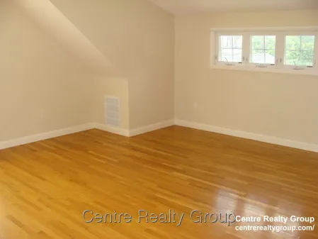 4 bed, 2.5 bath apartment for rent at 84 Chapel St Unit 1, Nonantum — photo 4 of 9