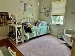 4 bed, 2 bath apartment for rent at 84 Chapel Unit 84, Newton — photo 3 of 8