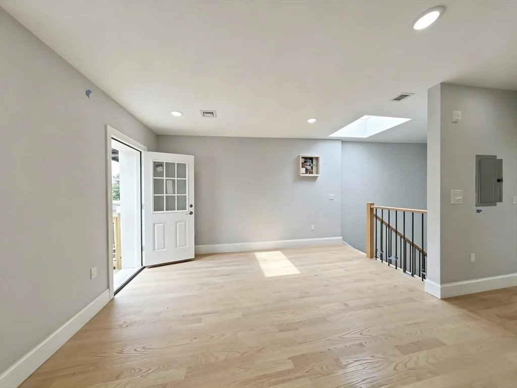 2 bed, 1 bath apartment for rent at 84 Chelsea St Unit 3, East Boston — photo 3 of 17