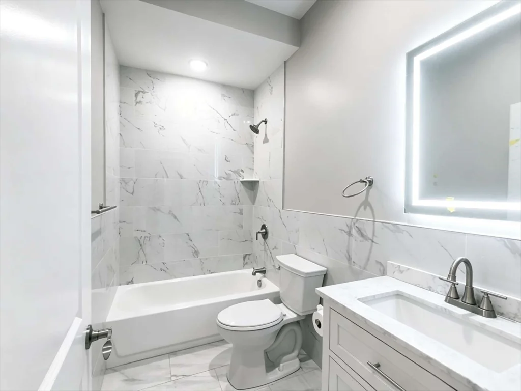 2 bed, 1 bath apartment for rent at 84 Chelsea St Unit 3, East Boston — photo 16 of 17