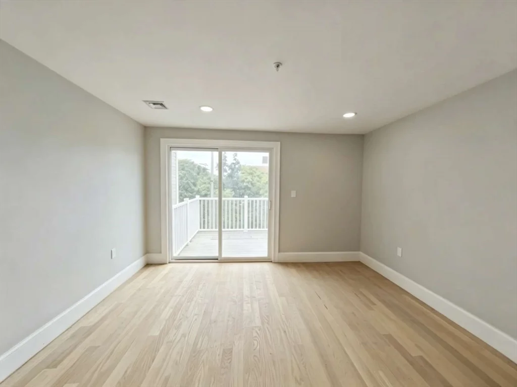 2 bed, 1 bath apartment for rent at 84 Chelsea St Unit 3, East Boston — photo 7 of 17
