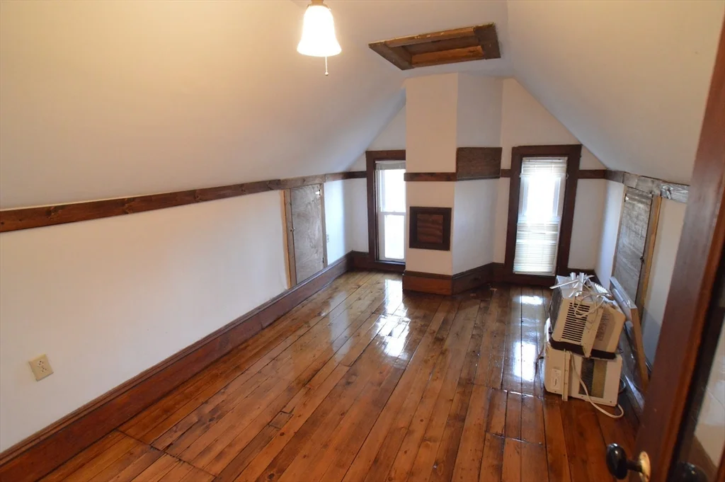 4 bed, 2 bath apartment for rent at 84 Crescent Ave Unit 84, Melrose — photo 22 of 24