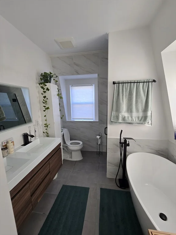 4 bed, 2 bath apartment for rent at 84 Dudley St, Medford — photo 35 of 42