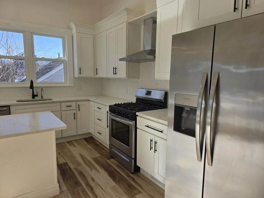 4 bed, 2 bath apartment for rent at 84 Dudley St, Medford — photo 6 of 42