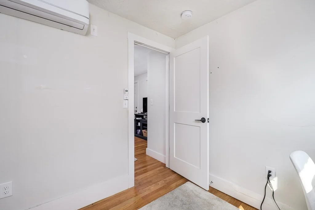 3 bed, 1 bath apartment for rent at 84 Emerson St Unit 2, South Boston — photo 7 of 20