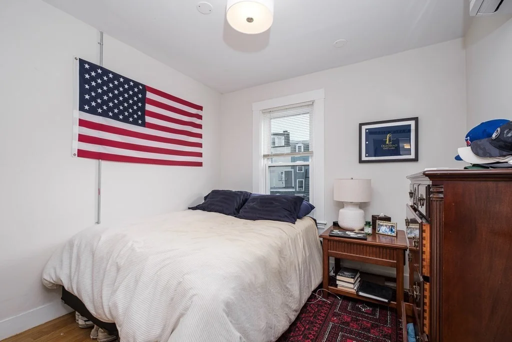 3 bed, 1 bath apartment for rent at 84 Emerson St Unit 3, South Boston — photo 5 of 21