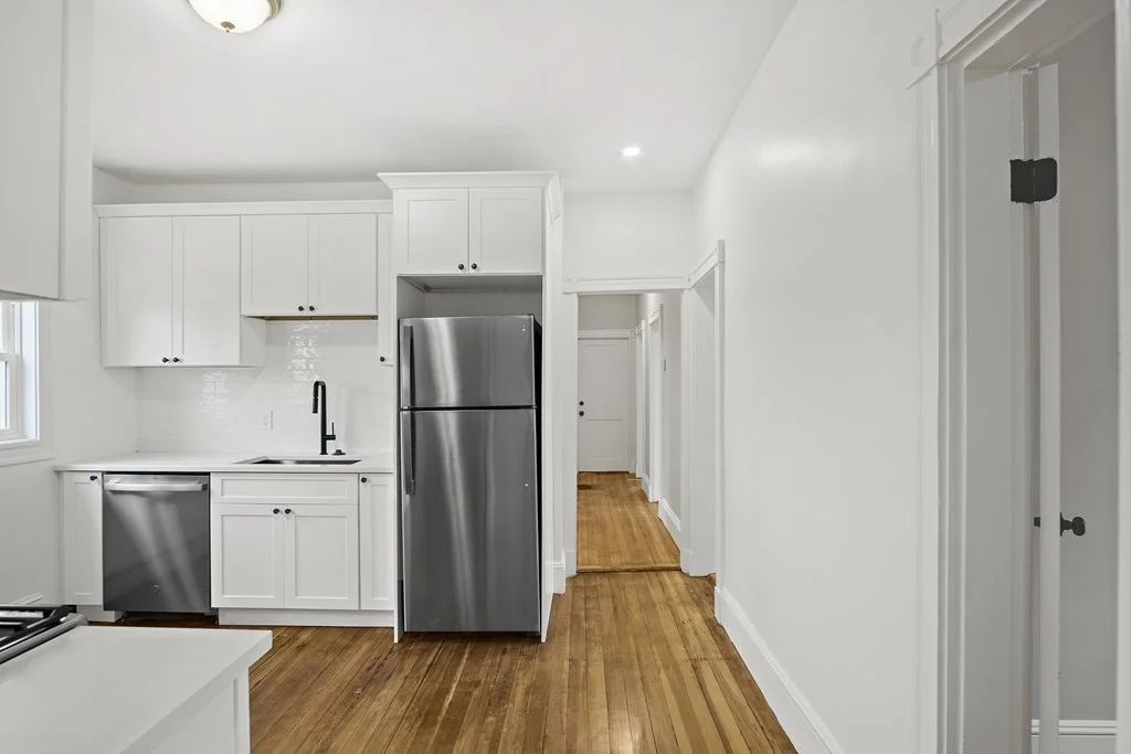 4 bed, 1 bath apartment for rent at 84 Fellsway Unit 2, Malden — photo 4 of 13