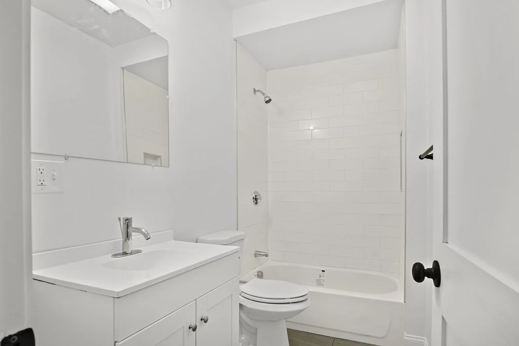 4 bed, 1 bath apartment for rent at 84 Fellsway Unit 2, Malden — photo 12 of 13
