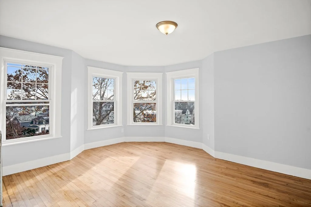 4 bed, 1 bath apartment for rent at 84 Fellsway Unit 3, Malden — photo 9 of 29