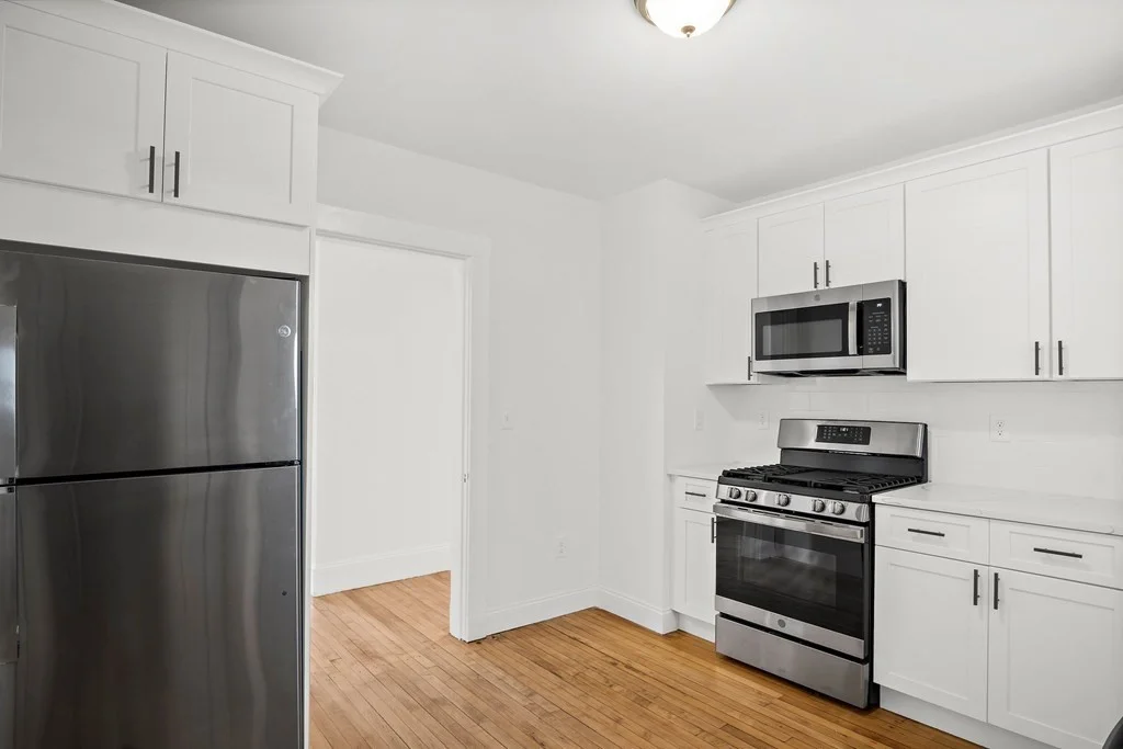 4 bed, 1 bath apartment for rent at 84 Fellsway Unit 3, Malden — photo 5 of 29