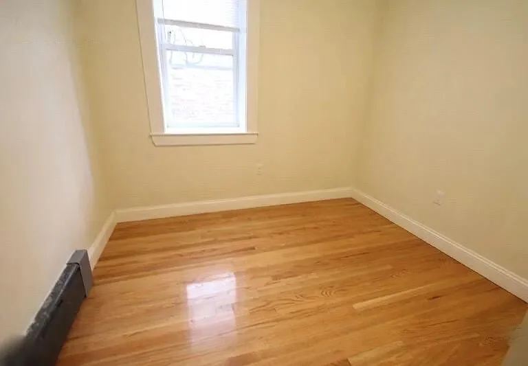 4 bed, 1.5 bath apartment for rent at 84 Fenway Unit 3, Fenway — photo 10 of 11