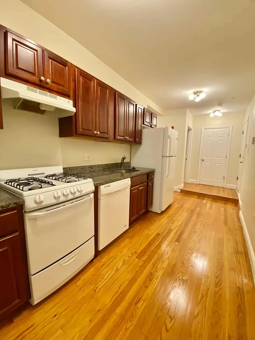 4 bed, 1.5 bath apartment for rent at 84 Fenway Unit 3, Fenway