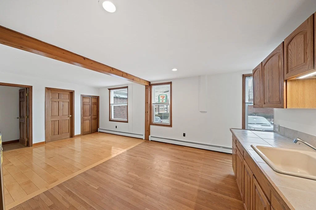 2 bed, 1 bath apartment for rent at 84 Franklin St Unit 1, Quincy Center — photo 4 of 12
