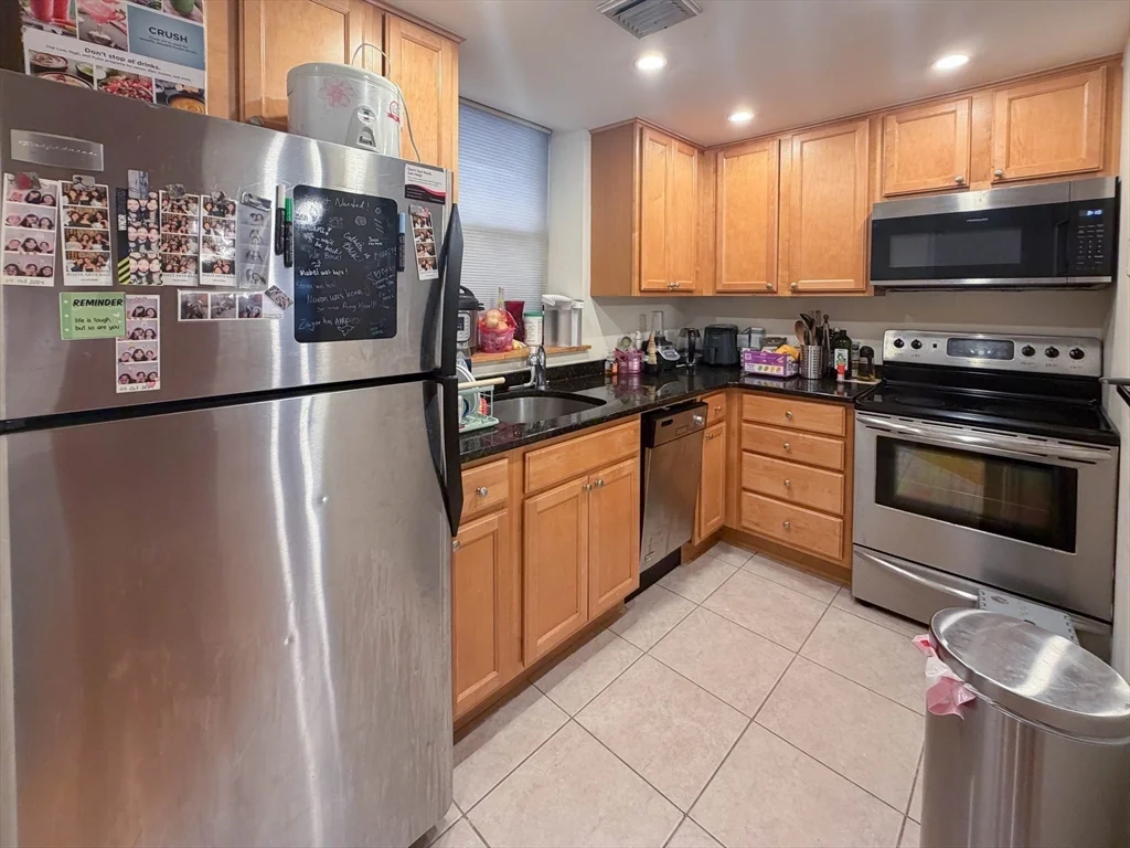 1 bed, 1 bath apartment for rent at 84 Gainsborough St Unit 106W, Fenway — photo 3 of 11