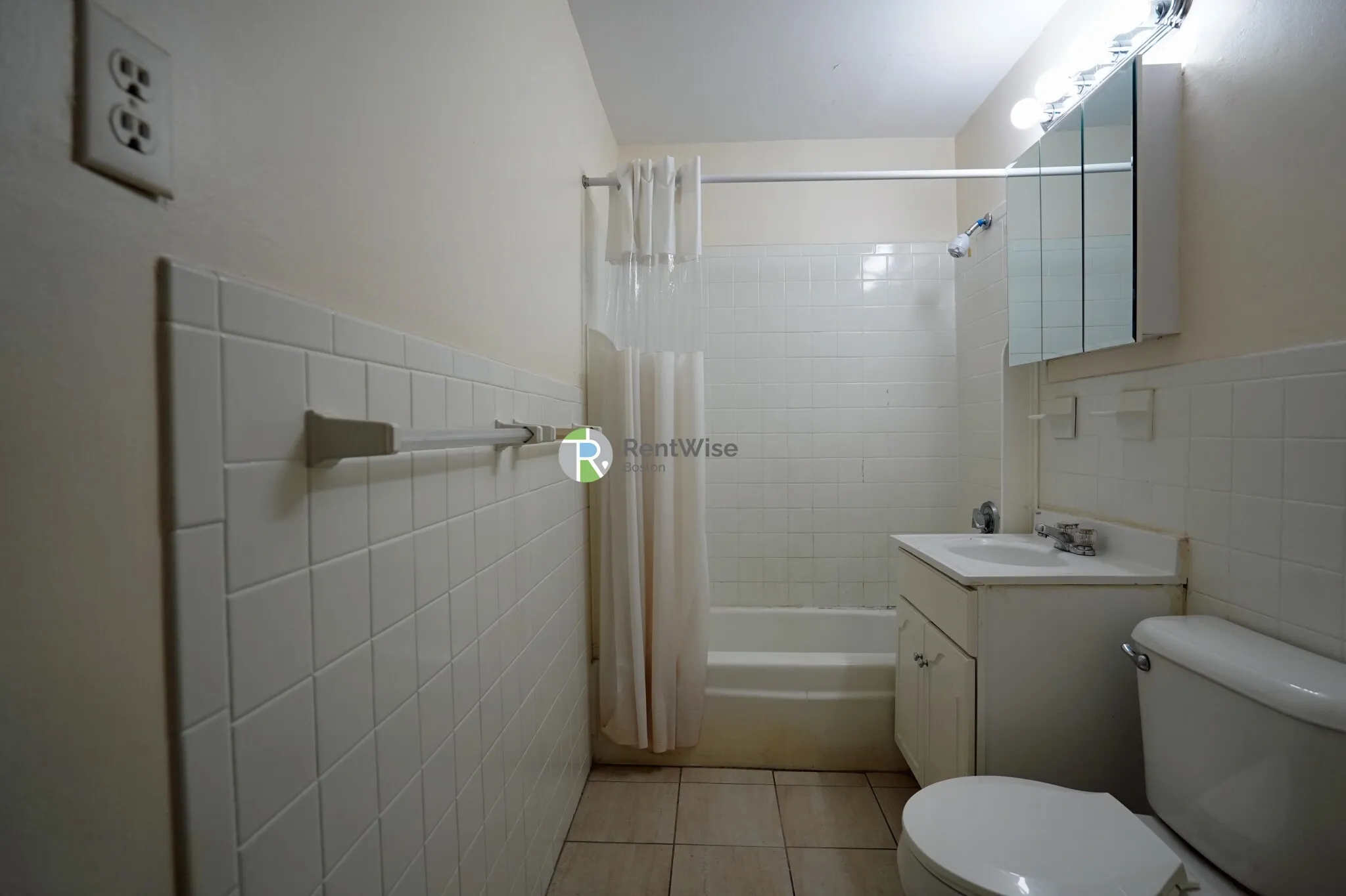 2 bed, 1 bath apartment for rent at 84 Gardner St Unit 1B, Allston — photo 9 of 13
